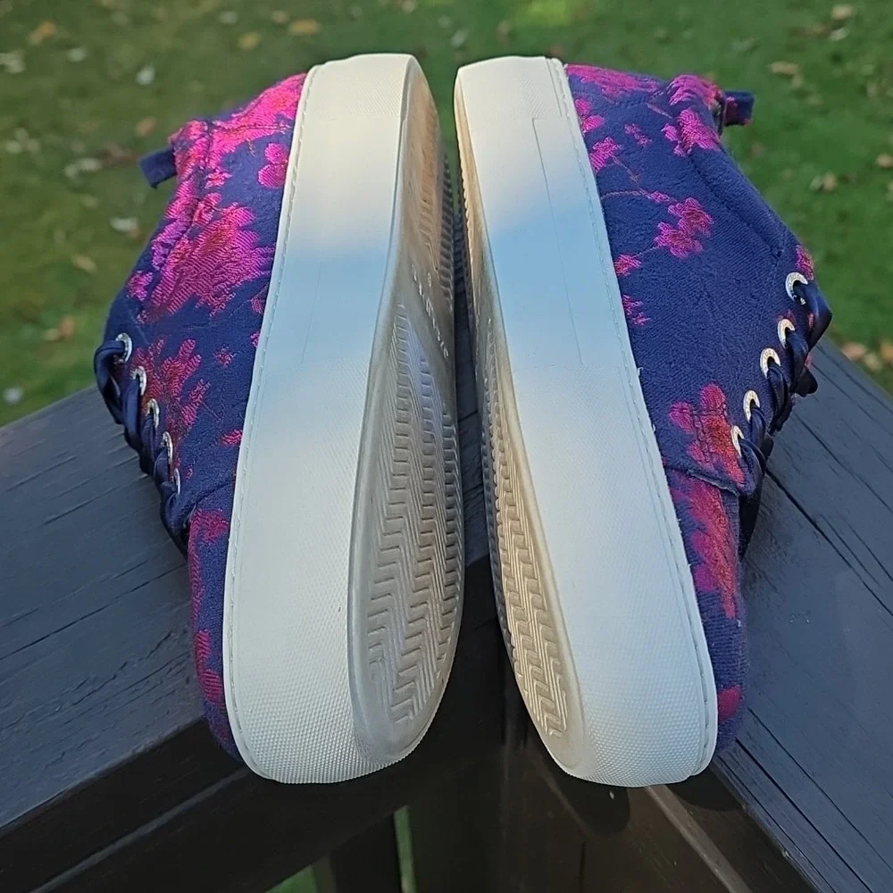 J/Slides Assure Platform Sneaker- Size 9 Floral Skate Y2K 90's‎ Style